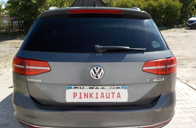 Volkswagen Passat cena 16900 przebieg: 417206, rok produkcji 2018 z Katowice małe 436